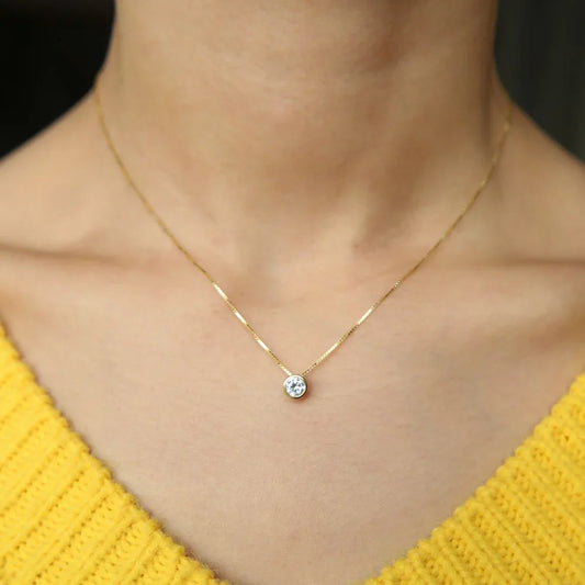 Elevate Your Everyday Look with Cercasi Jewelry’s Solitaire Gold Necklace