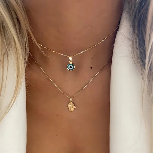 The Allure of Gold Dainty Necklaces: Elevate Your Style with Cercasi Jewelry