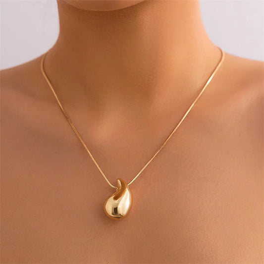 Unveil Timeless Elegance with the Athena Necklace